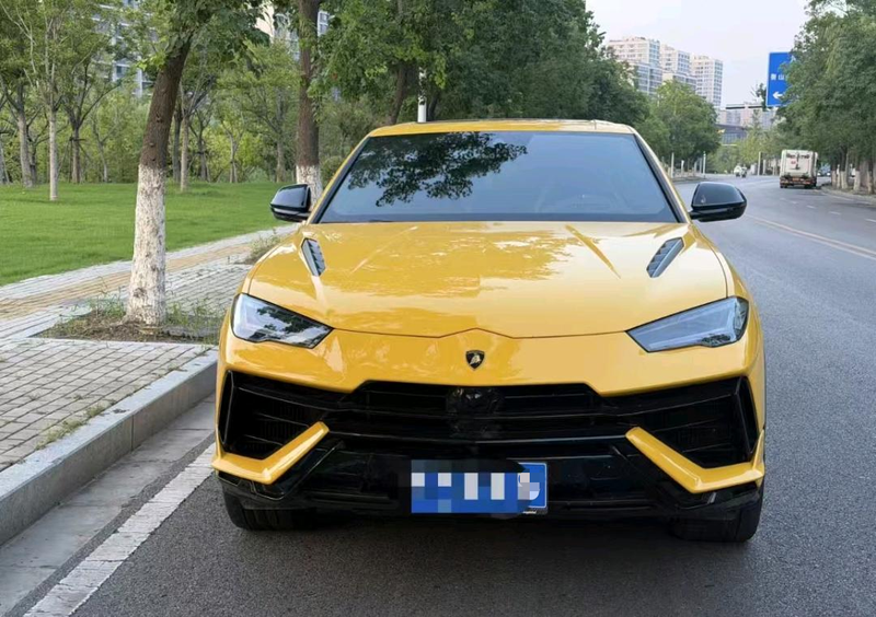 Lamborghini Urus, 2023 — фото 2 из 9