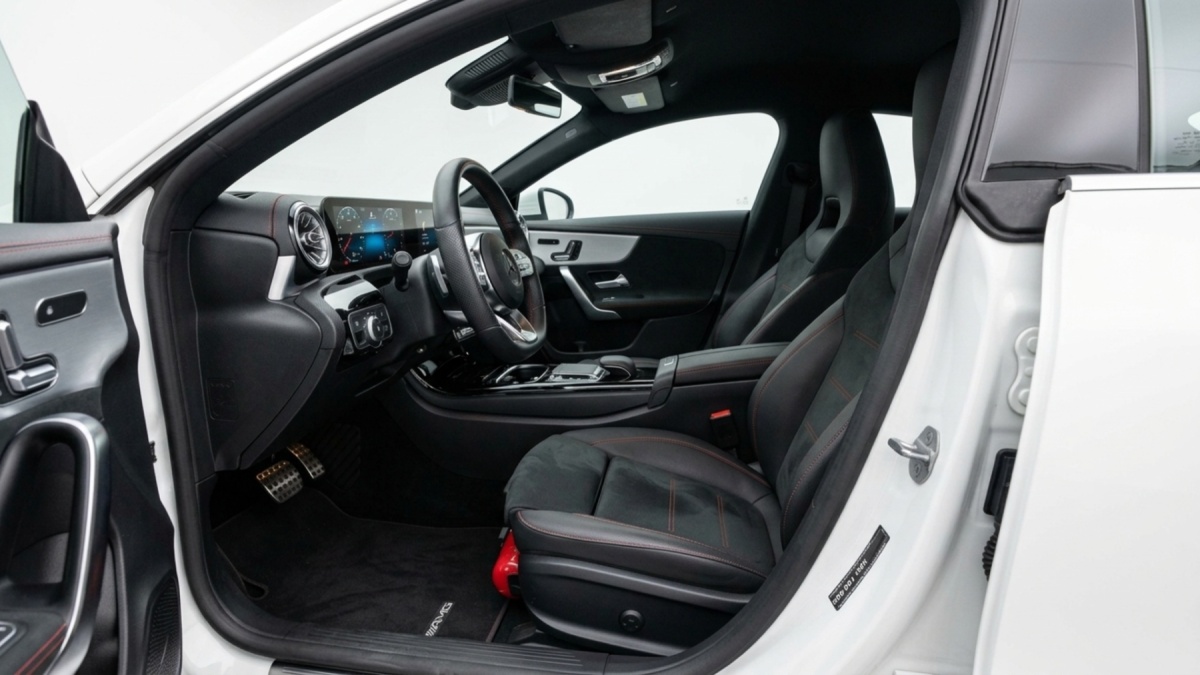 Mercedes-Benz CLA-Class, 2025 — фото 9 из 11