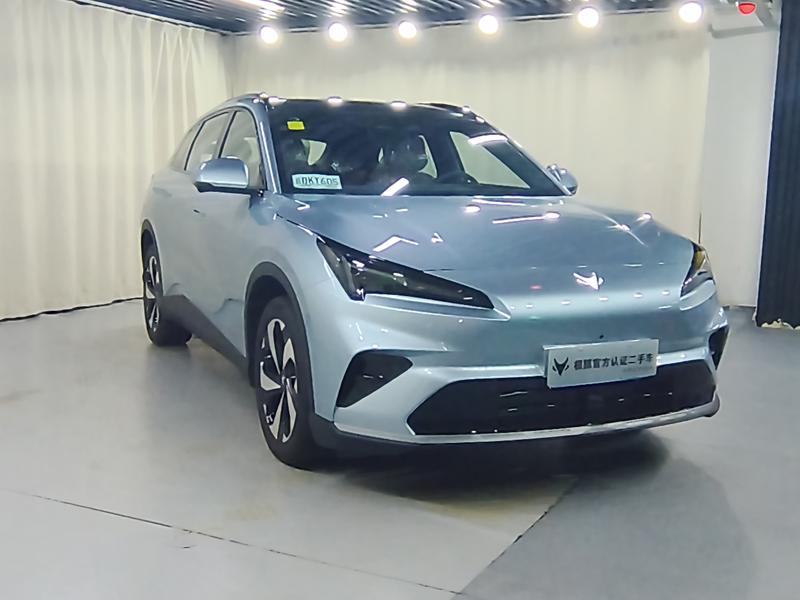 BAIC Arcfox Alpha T5, 2026 — фото 3 из 12