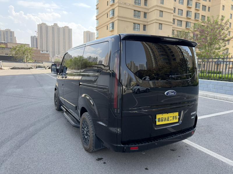 Ford Tourneo, 2022 — фото 5 из 12