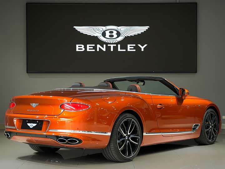 Bentley Continental GT, 2022 — фото 4 из 9