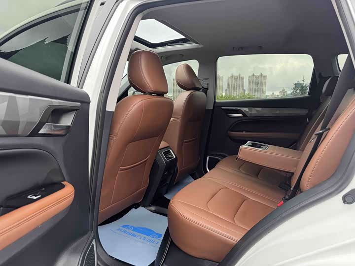 Geely Vision X6, 2022 — фото 8 из 9