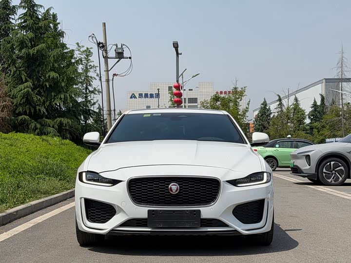 Jaguar XE L, 2024 — фото 2 из 9
