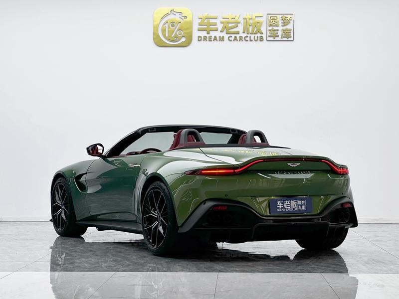 Aston Martin V8 Vantage, 2022 — фото 4 из 12
