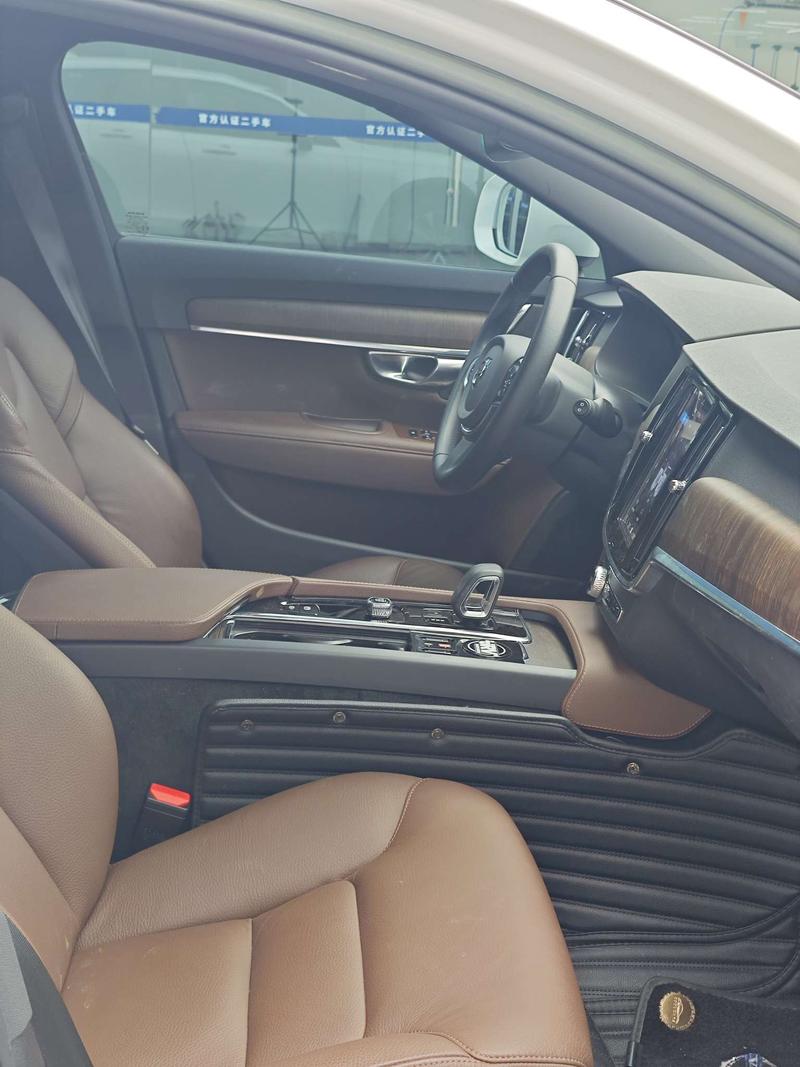 Volvo V90, 2022 — фото 9 из 11