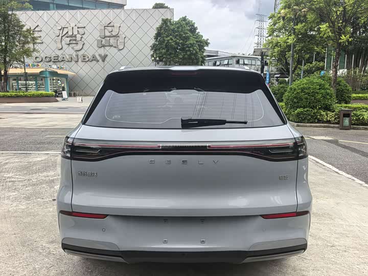 Geely Galaxy E5, 2024 — фото 7 из 9