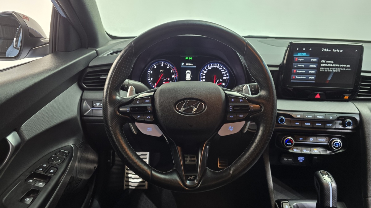 Hyundai Veloster, 2022 — фото 11 из 12