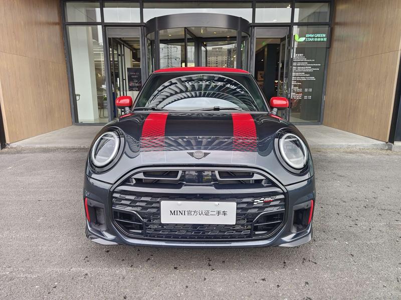 Mini Mini JCW, 2025 — фото 2 из 12
