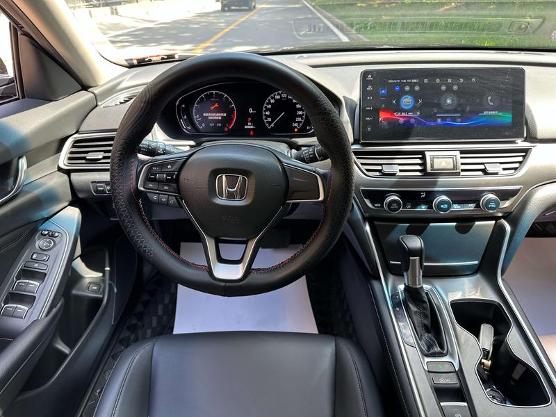 Honda Accord, 2022 — фото 9 из 12