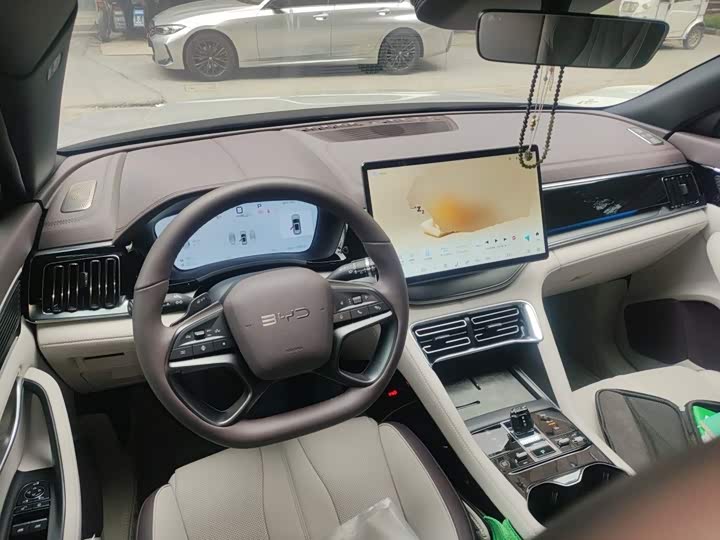 BYD Song Plus Hybrid/EV, 2025 — фото 5 из 9