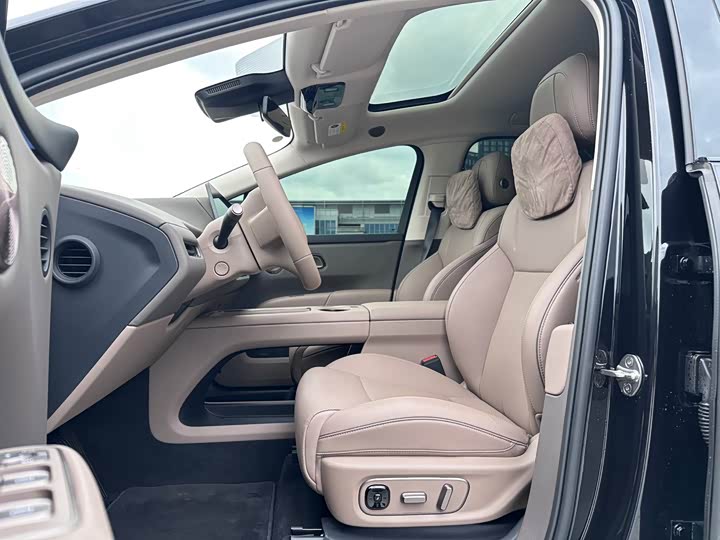 LiXiang i8, 2025 — фото 6 из 9