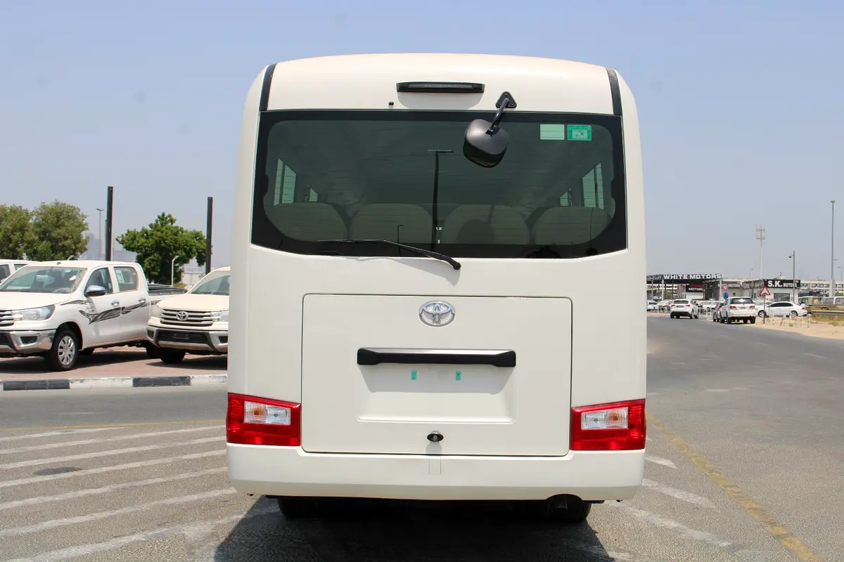 Toyota Coaster, 2026 — фото 4 из 10