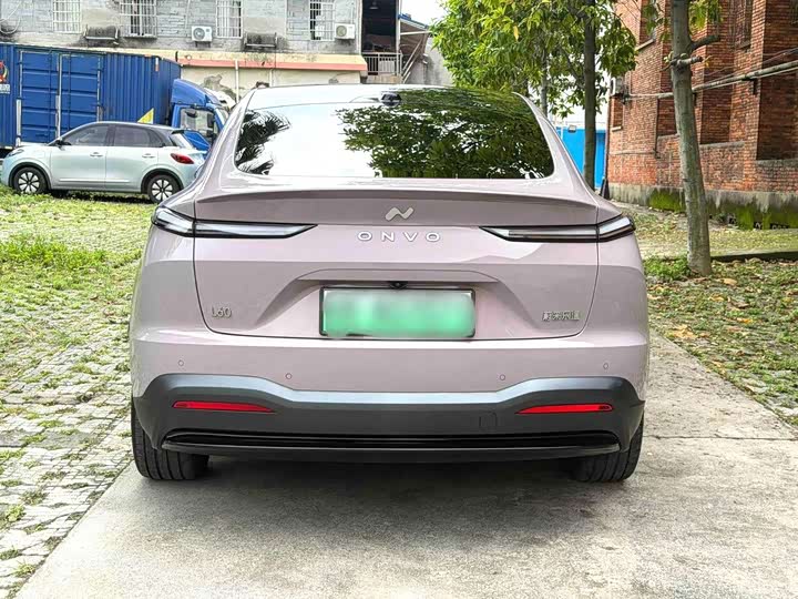 Nio Onvo L60, 2024 — фото 4 из 9