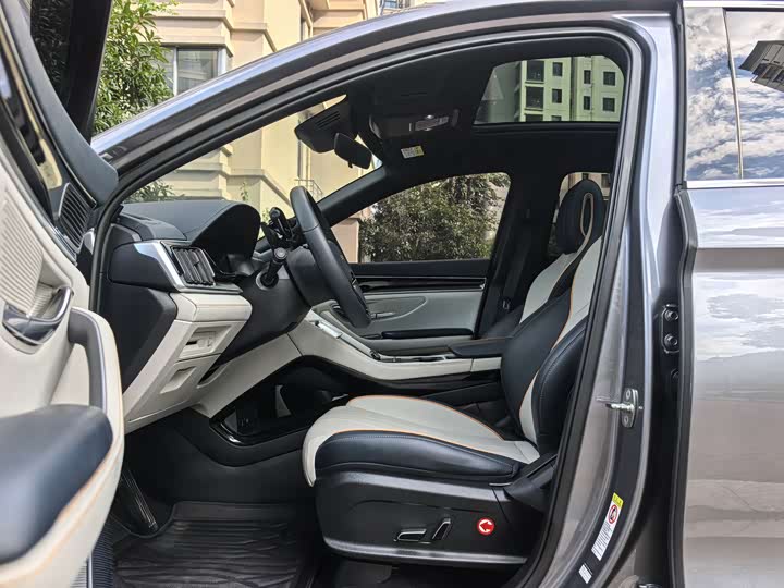BYD Song Plus Hybrid/EV, 2024 — фото 4 из 9