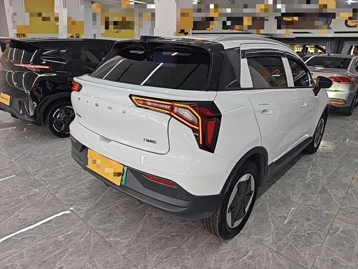 Geely Geometry E Firefly, 2024 — фото 7 из 9
