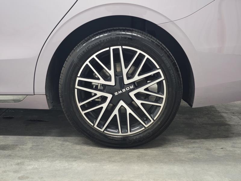 Roewe M7 DMH, 2025 — фото 11 из 12