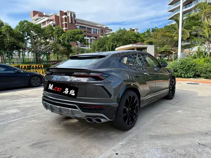 Lamborghini Urus, 2021 — фото 7 из 9