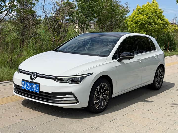 Volkswagen Golf, 2022 — купить в Перми под ключ