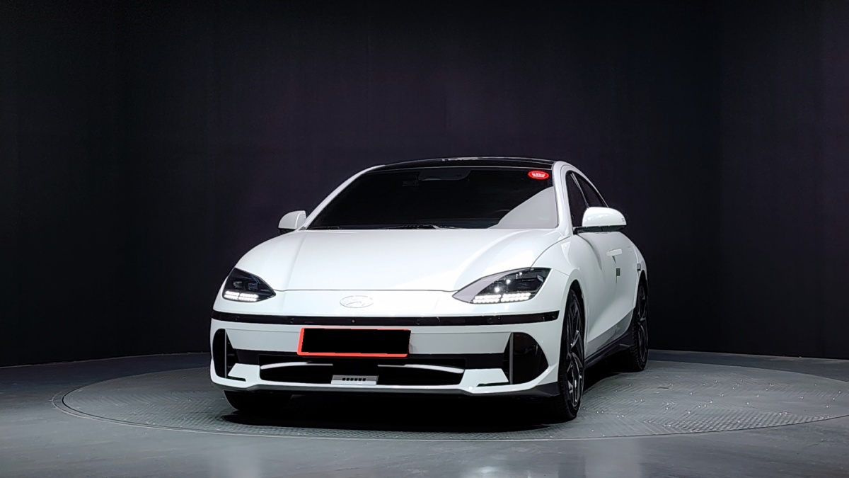 Hyundai Ioniq 6, 2022 — фото 3 из 12