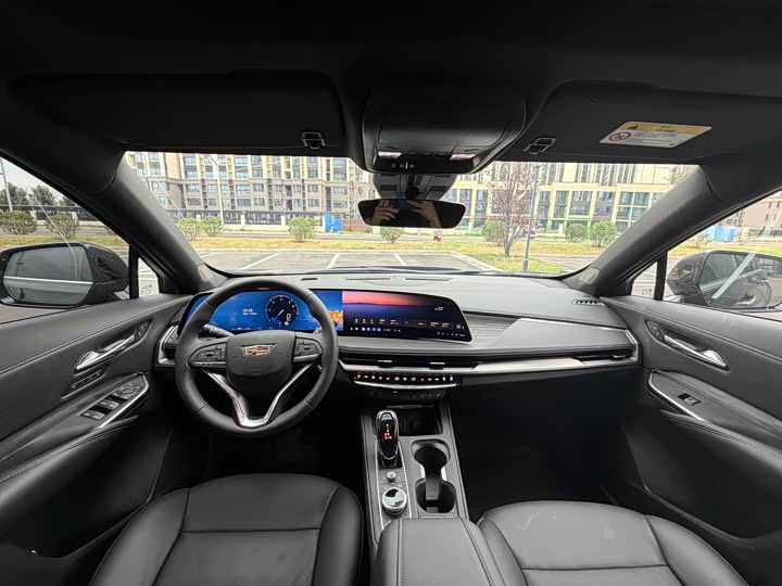 Cadillac XT4, 2026 — фото 5 из 9