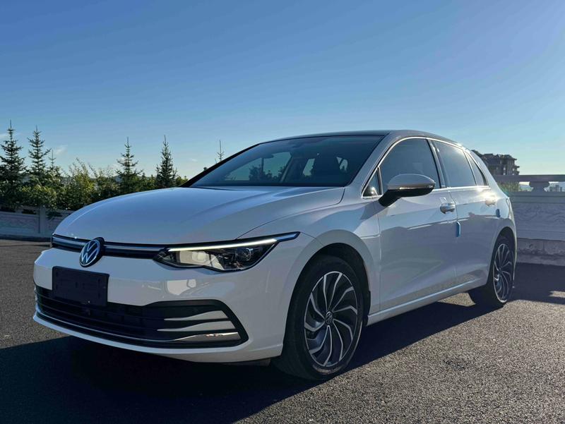 Volkswagen Golf, 2023 — купить в Санкт-Петербурге под ключ