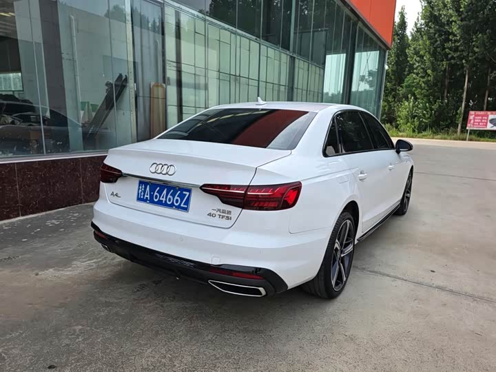Audi A4L, 2025 — фото 6 из 9
