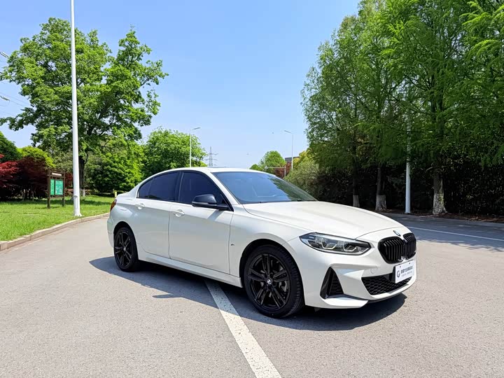 BMW 1 Series, 2024 — фото 3 из 9