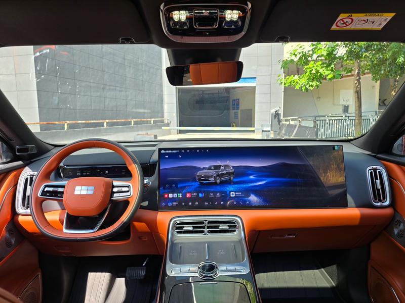 Geely Galaxy M9, 2025 — фото 8 из 12