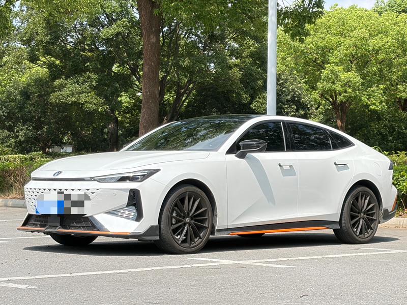 Changan UNI-V, 2023 — купить в Нижнем Новгороде под ключ