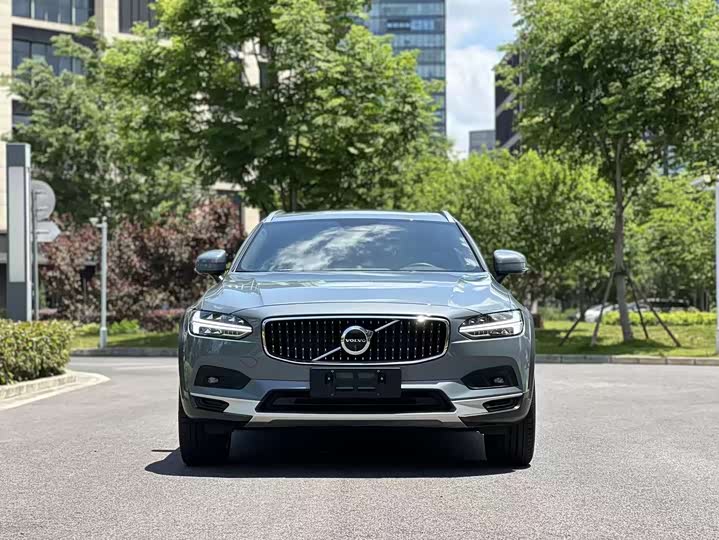 Volvo V90, 2021 — фото 2 из 9