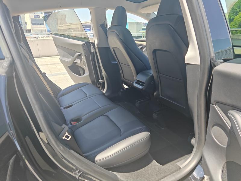 Tesla Model Y, 2023 — фото 8 из 10