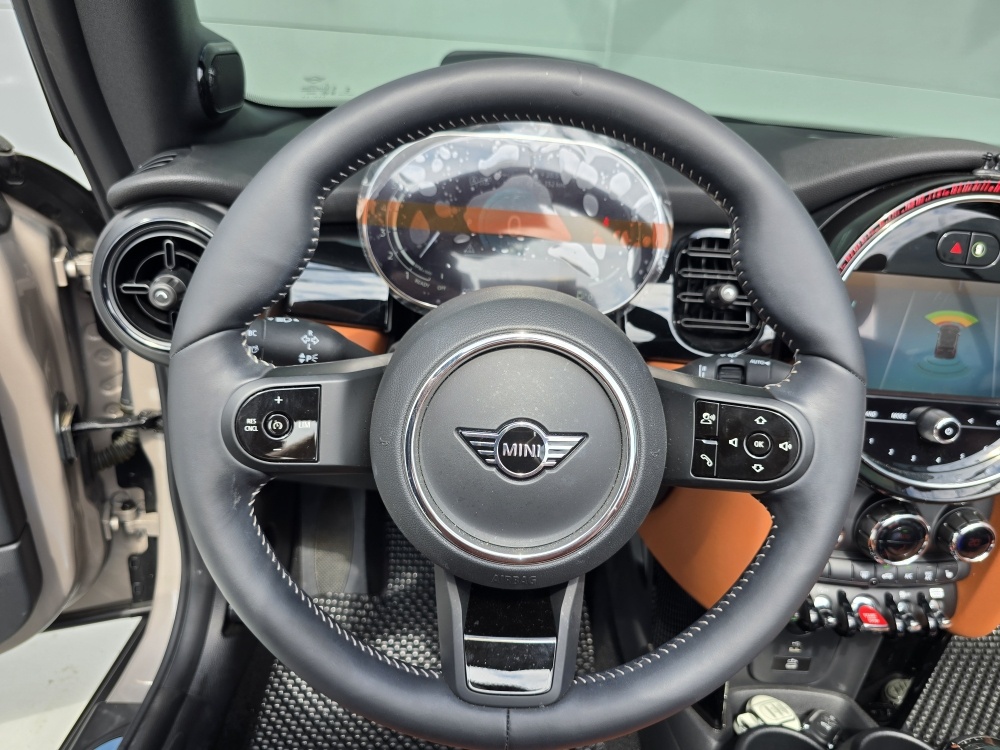 Mini Cooper Convertible, 2024 — фото 8 из 12