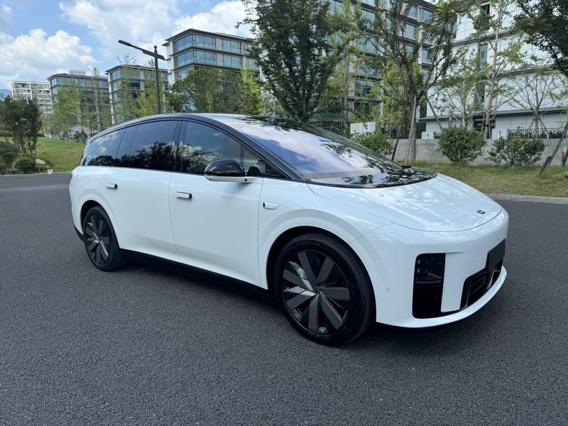 LiXiang i8, 2025 — фото 3 из 8