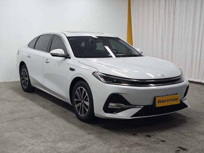 Geely Galaxy A7, 2025 — фото 3 из 12