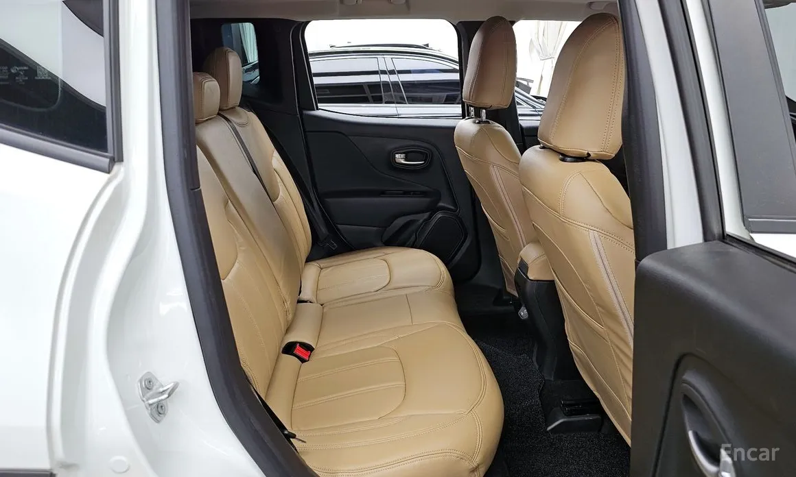 Jeep Renegade, 2022 — фото 12 из 12