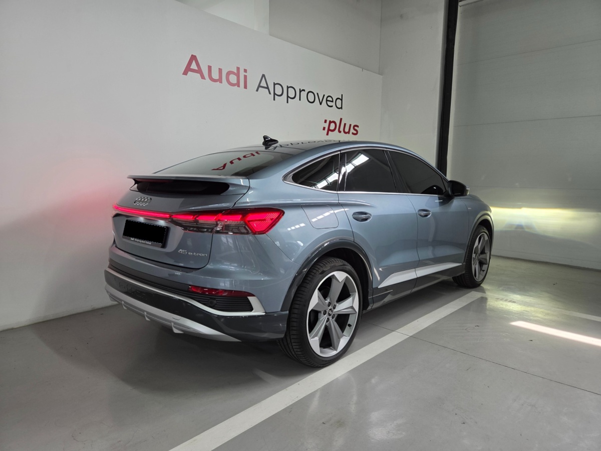 Audi Q4 e-tron, 2026 — фото 2 из 12