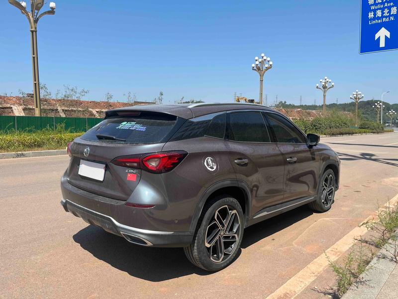 MG Motor One, 2022 — фото 7 из 12