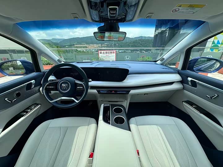 Buick GL8 Hybrid, 2024 — фото 7 из 9