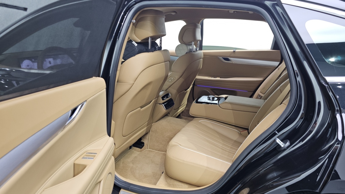 Genesis G80, 2024 — фото 12 из 12
