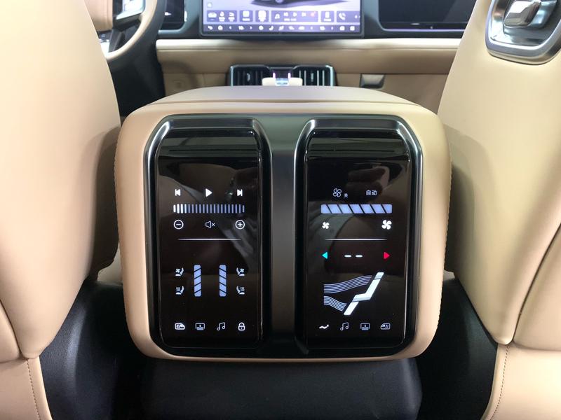 BYD FangChengBao Leopard 8, 2024 — фото 10 из 12