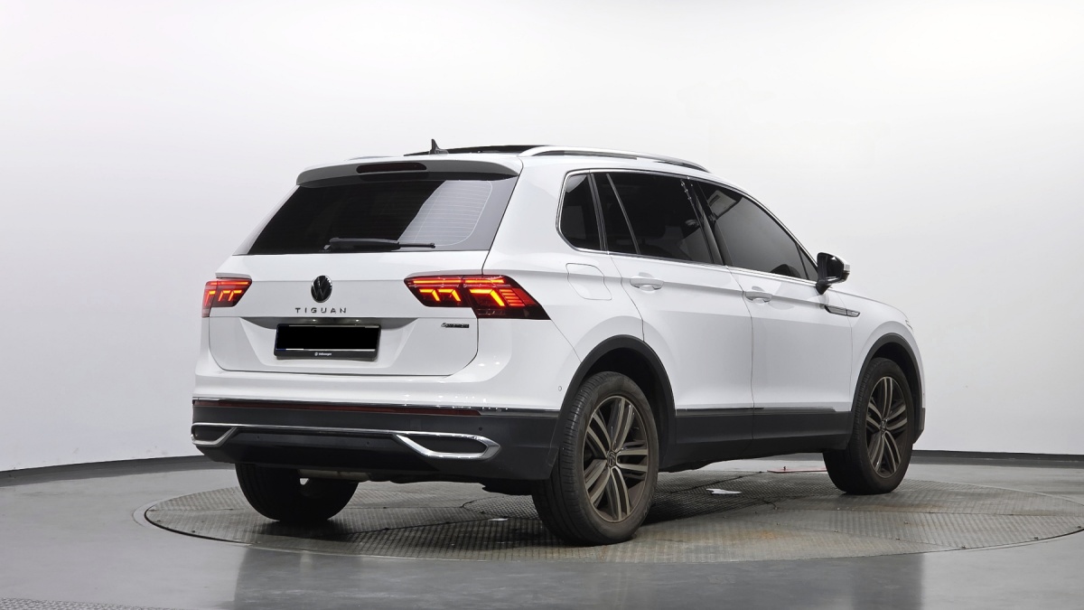 Volkswagen Tiguan, 2022 — фото 2 из 12