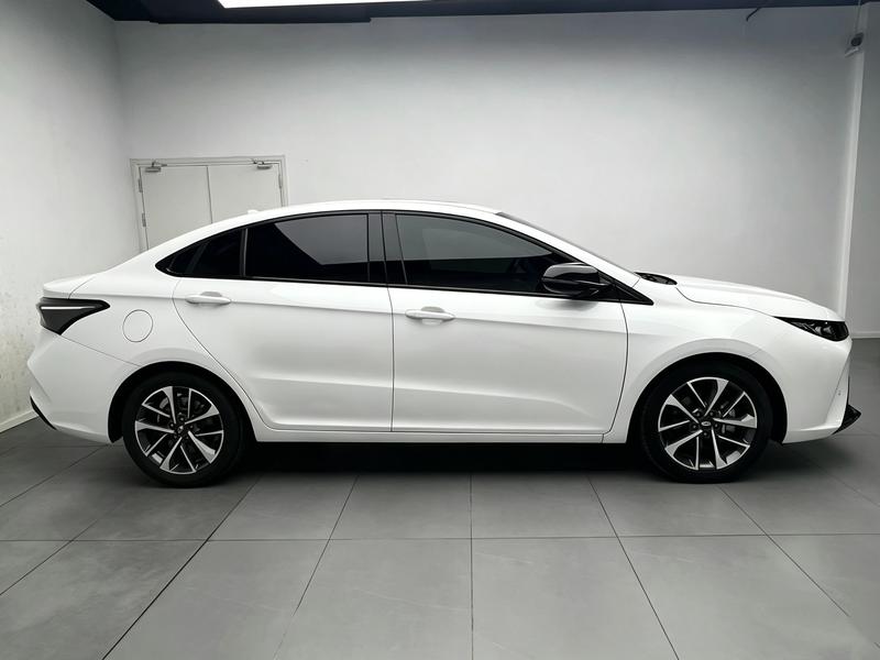Chery Omoda S5 GT (Arrizo 5 GT), 2023 — фото 8 из 12