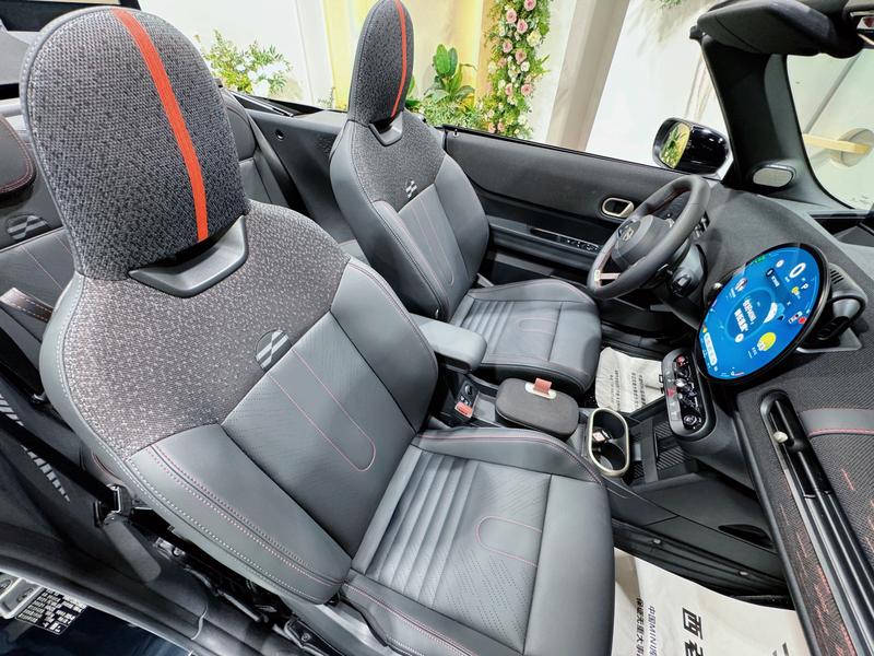 Mini Mini JCW, 2025 — фото 7 из 8