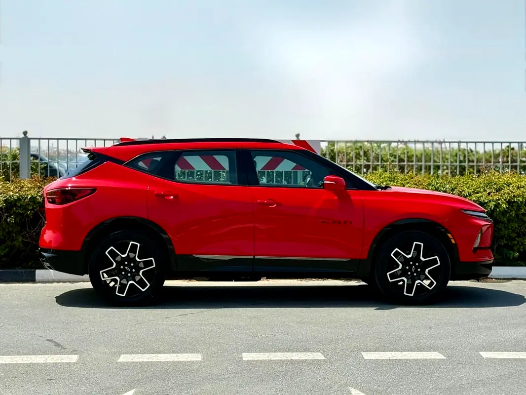 Chevrolet Blazer, 2023 — фото 4 из 10