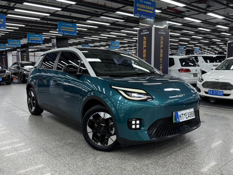 GAC Aion UT, 2025 — фото 3 из 11