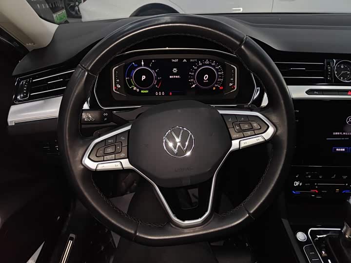 Volkswagen Magotan GTE Hybrid, 2023 — фото 7 из 9