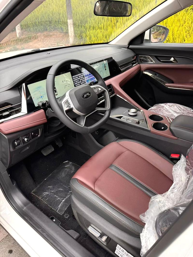 JAC X8 Plus, 2024 — фото 8 из 9