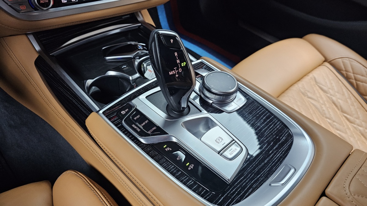 BMW 7 Series, 2022 — фото 8 из 12