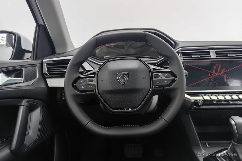 Peugeot 408, 2026 — фото 10 из 12