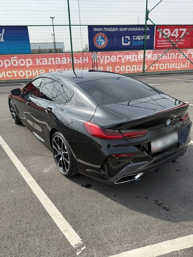 BMW M8, 2021 — фото 2 из 8